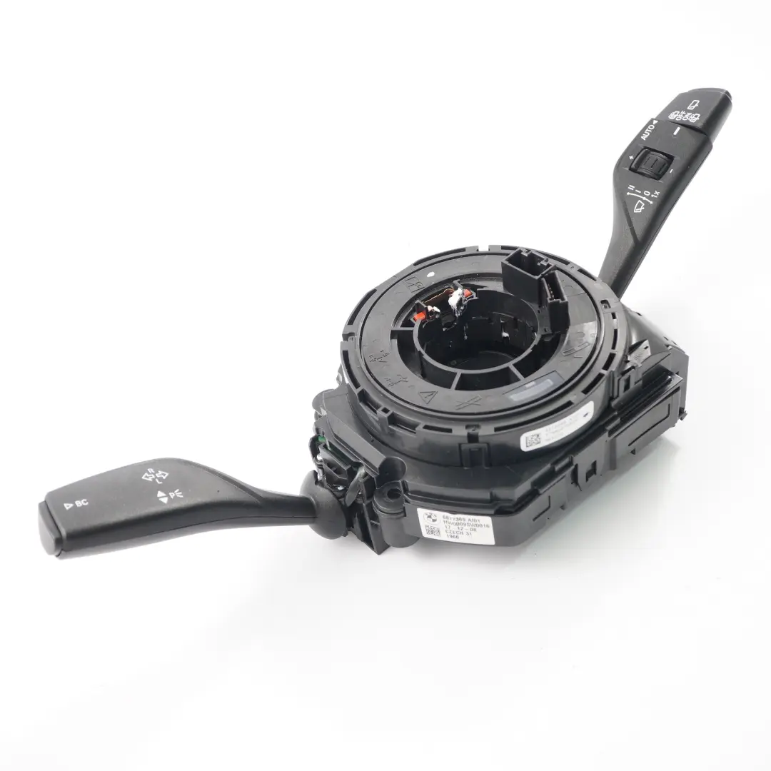 Przełącznik Zespolony do BMW X5 F15 F39 F45 o numerze 6827369 BMW X5 F15 F39 F45 Przełącznik Zespolony - SKU 6827369 - Numer Części 6827369