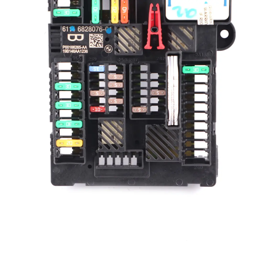 Sicherung Relais Box Steuergerät ECU 8795477 für BMW X3 G01 mit Teilenummer 6828076 BMW X3 G01 Sicherung Relais Box Steuergerät ECU 8795477 - SKU 6828076 - Teilenummer 6828076