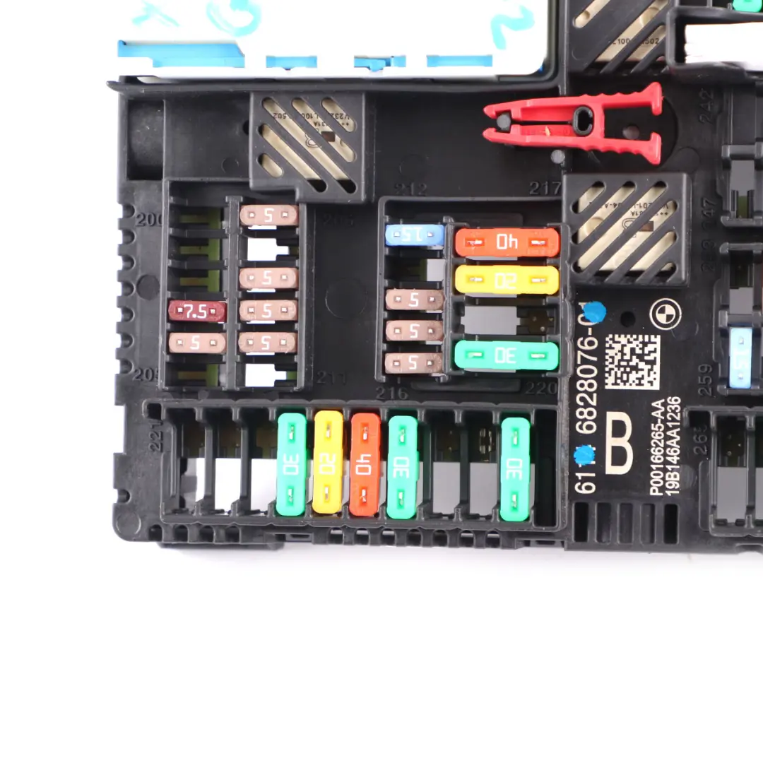 Fuse Relay Box Control Unit ECU 8795477 to BMW X3 G01 with Part number 6828076 BMW X3 G01 Fuse Relay Box Control Unit ECU 8795477 - SKU 6828076 - Part number 6828076