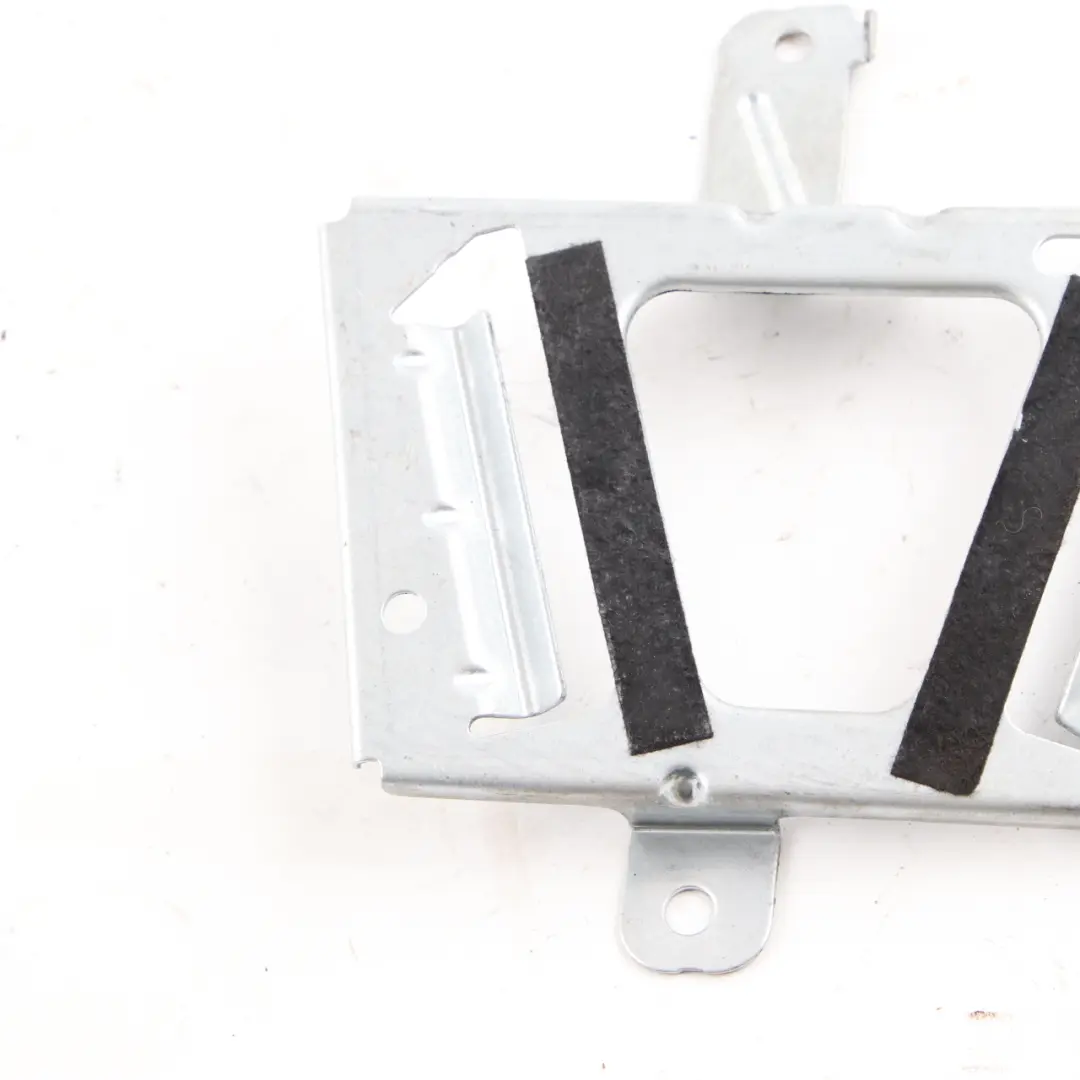 Wspornik Wzmacniacza Uchwyt Mocowanie do BMW X1 F48 F46 o numerze 6831329 BMW X1 F48 F46 Wspornik Wzmacniacza Uchwyt Mocowanie - SKU 6831329 - Numer Części 6831329