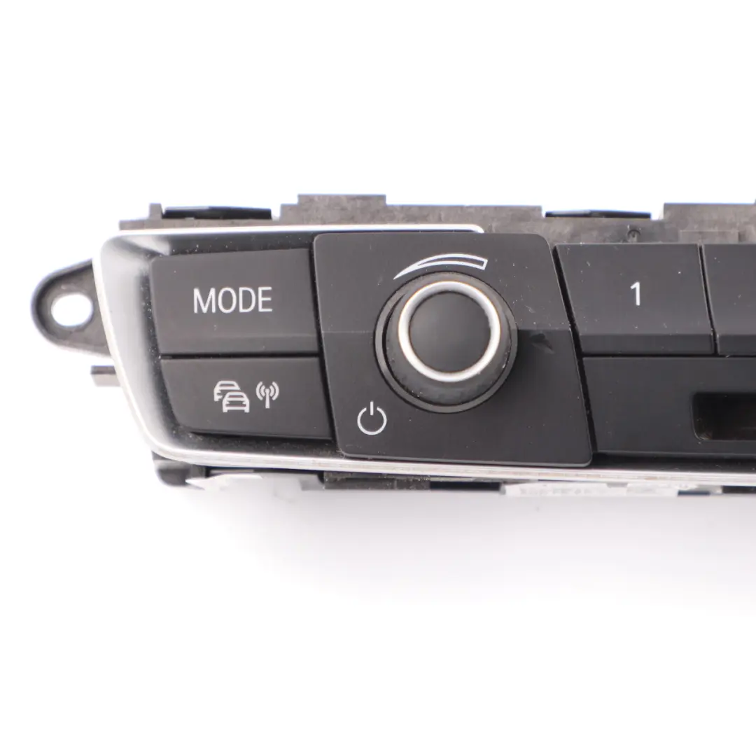 Unita Controllo Audio Fbm CD Cromo per BMW F20 F21 F22 F30 F31 con numero di parte 6832880 BMW F20 F21 F22 F30 F31 Unita Controllo Audio Fbm CD Cromo - SKU 6832880-2 - Numero di parte 6832880