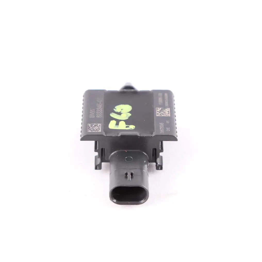 Crash Pressure Sensor Pedestrian Protection Control Unit Module to Mini F60 with Part number 6833345 Mini F60 Crash Pressure Sensor Pedestrian Protection Control Unit Module - SKU 6833345 - Part number 6833345