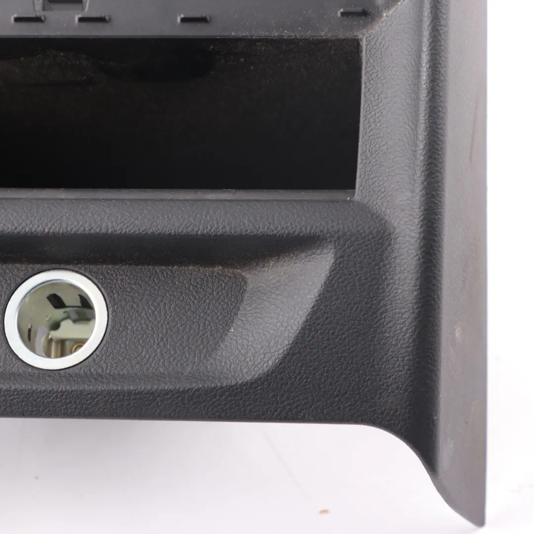 BMW G30 Consola Central Tapa Trasera Apoyabrazos Almacenaje 12V Enchufe Negro - SKU 6833787 - Número de pieza 6833787