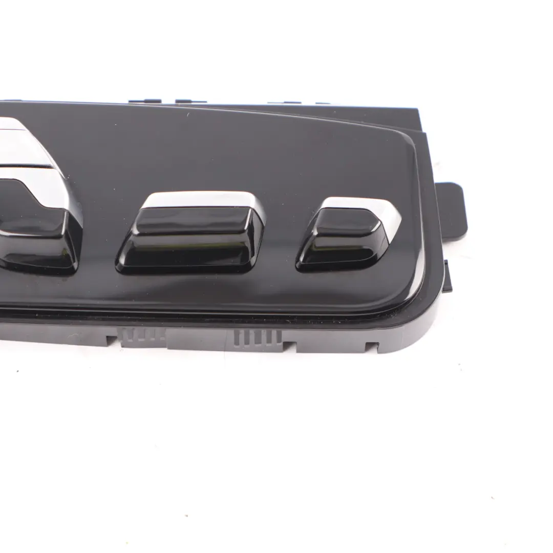 Switch Adjustments Seat Panel Front Right O/S to BMW G11 G30 with Part number 6834262 BMW G11 G30 Switch Adjustments Seat Panel Front Right O/S - SKU 6834262 - Part number 6834262