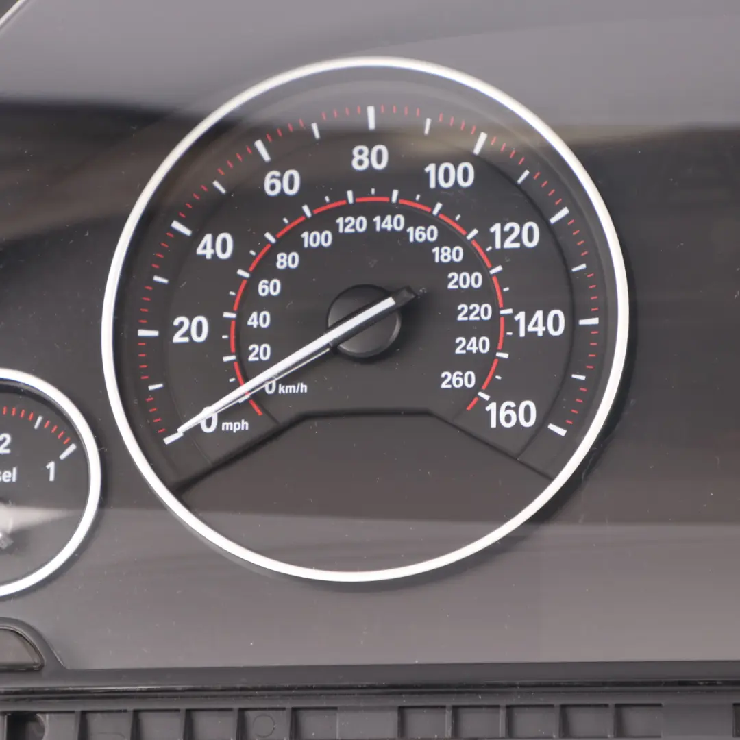 Instrument Cluster BMW F30 F31 F34GT Diesel Sport Line Speedometer Automatic to with Part number 6834515 Instrument Cluster BMW F30 F31 F34GT Diesel Sport Line Speedometer Automatic - SKU rhd-6834515 - Part number 6834515