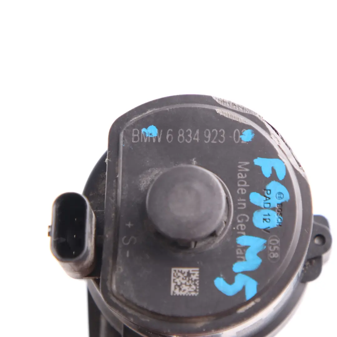 Pompe eau refroidissement auxiliaire pour BMW G30 G31 G11 G15 G16 à propos du numéro de pièce 6834923 BMW G30 G31 G11 G15 G16 Pompe eau refroidissement auxiliaire - SKU 6834923 - Numéro de pièce 6834923
