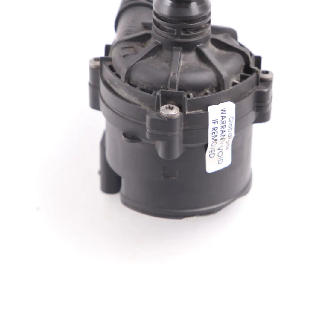 Pompe eau refroidissement auxiliaire pour BMW G30 G31 G11 G15 G16 à propos du numéro de pièce 6834923 BMW G30 G31 G11 G15 G16 Pompe eau refroidissement auxiliaire - SKU 6834923 - Numéro de pièce 6834923