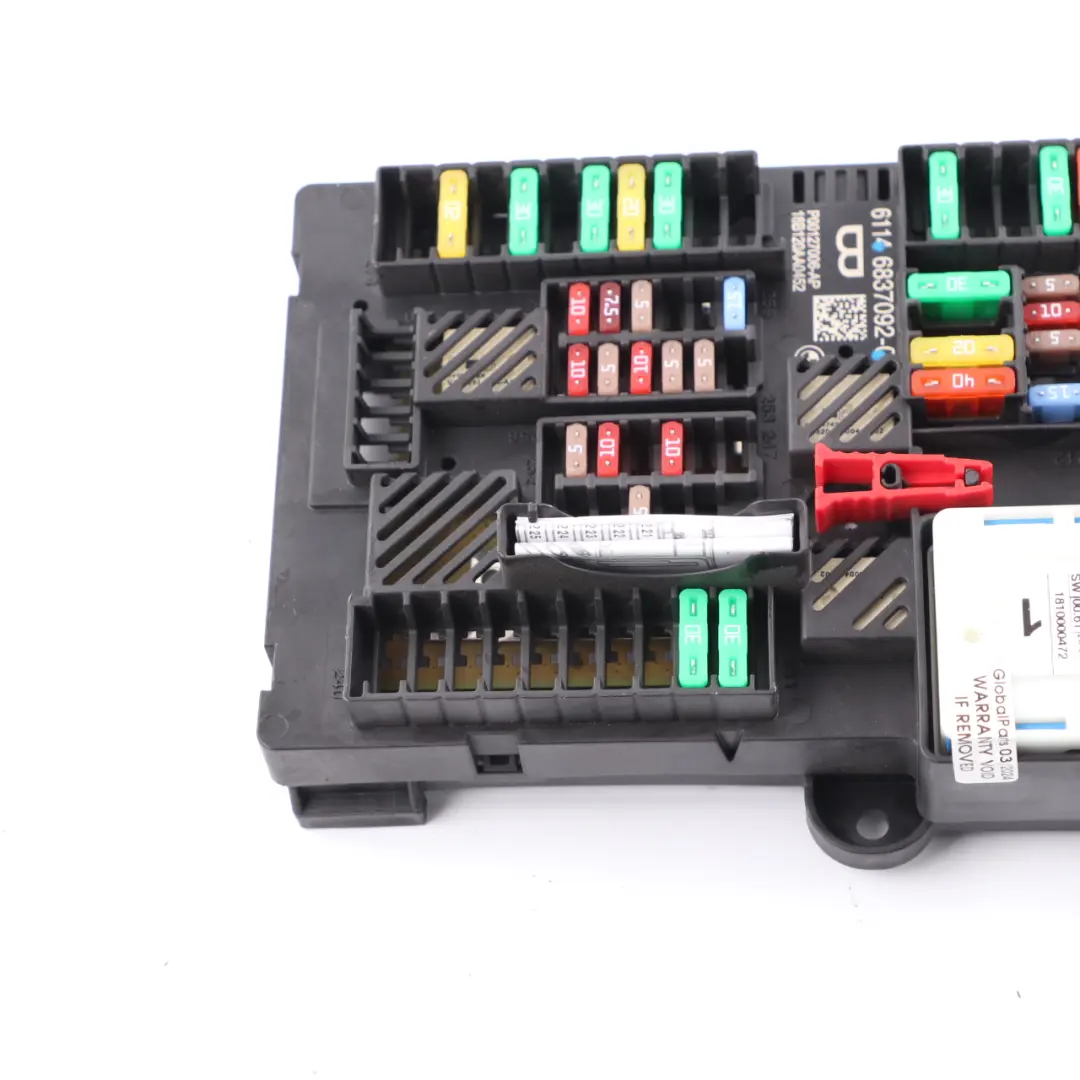 Caja Relé Fusibles Trasero Maletero Distribución B Caja Base para BMW G30 G12 con número de pieza 6837092 BMW G30 G12 Caja Relé Fusibles Trasero Maletero Distribución B Caja Base - SKU 6837092 - Número de pieza 6837092
