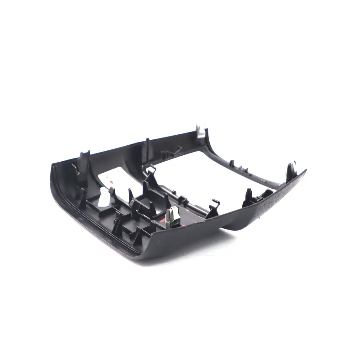 Consola Central Apoyabrazos Trasero Panel Cubierta Negro para BMW F45 F46 con número de pieza 6842321 BMW F45 F46 Consola Central Apoyabrazos Trasero Panel Cubierta Negro - SKU 6842321 - Número de pieza 6842321
