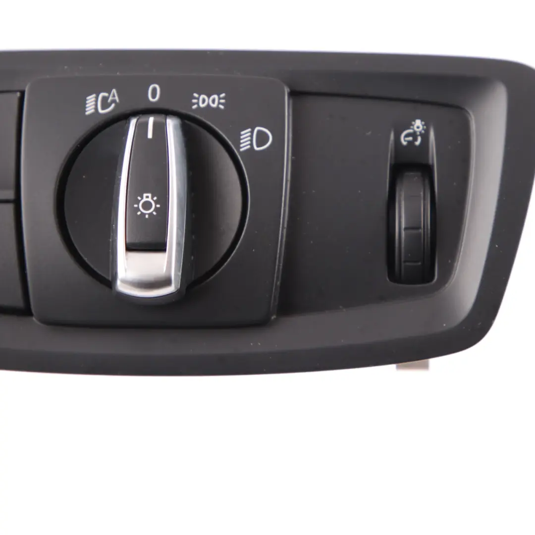 Interruttore Luce Unità Di Controllo Elemento Faro per BMW F20 F21 F22 LCI con numero di parte 6847520 BMW F20 F21 F22 LCI Interruttore Luce Unità Di Controllo Elemento Faro - SKU 6847520 - Numero di parte 6847520