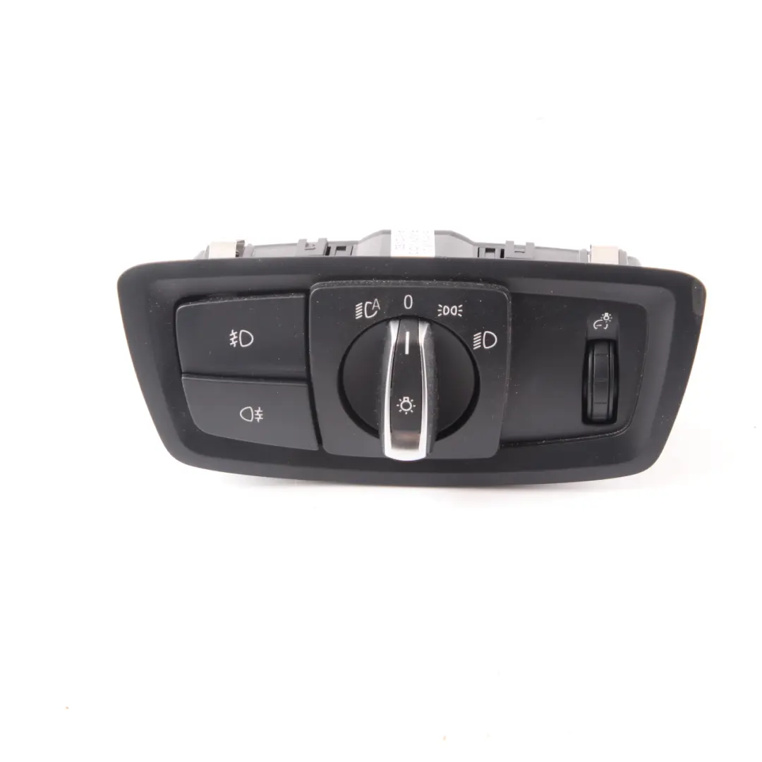 Lichtschalter Scheinwerfersteuerung Knopfleiste für BMW F20 F21 LCI X1 F48 mit Teilenummer 6847524 BMW F20 F21 LCI X1 F48 Lichtschalter Scheinwerfersteuerung Knopfleiste - SKU 6847524 - Teilenummer 6847524