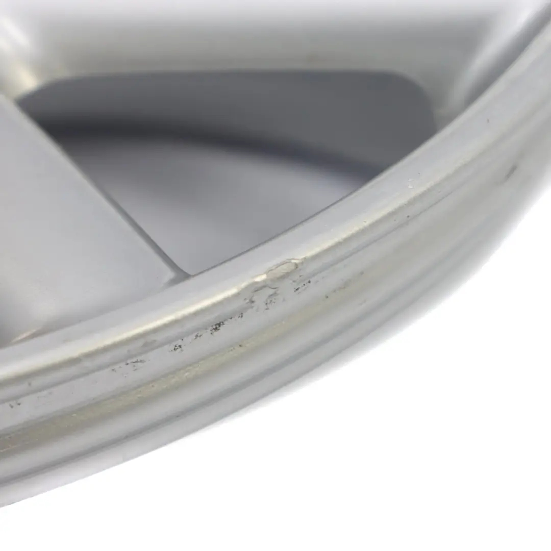 Cerchio in lega argento 17" ET:48 7J per Mini Cooper One R55 R56 R57 R58 con numero di parte 6850503 Mini Cooper One R55 R56 R57 R58 Cerchio in lega argento 17" ET:48 7J - SKU 6850503-1 - Numero di parte 6850503