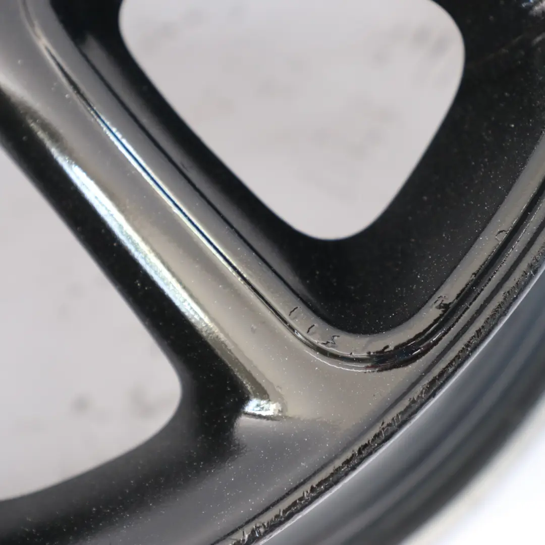 Cerchio in lega nero 17" ET:48 7J sabbiato tornito 132 per Mini Cooper R55 R56 R57 con numero di parte 6850504 Mini Cooper R55 R56 R57 Cerchio in lega nero 17" ET:48 7J sabbiato tornito 132 - SKU 6850504-1 - Numero di parte 6850504