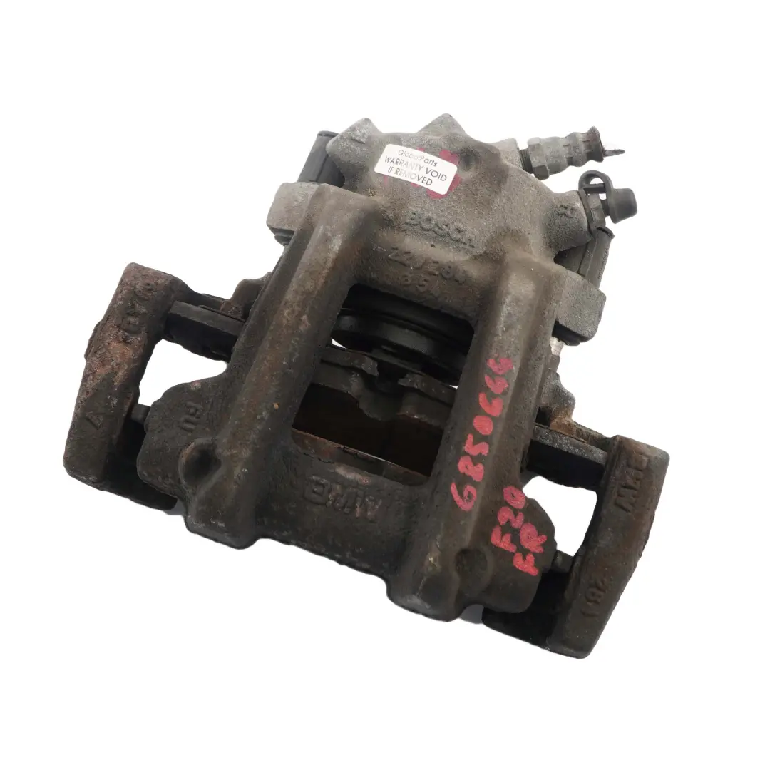 Zacisk Hamulcowy Prawy Przód Prawy Przedni 22/284 do BMW F20 F22 o numerze 6850644 BMW F20 F22 Zacisk Hamulcowy Prawy Przód Prawy Przedni 22/284 - SKU 6850644 - Numer Części 6850644