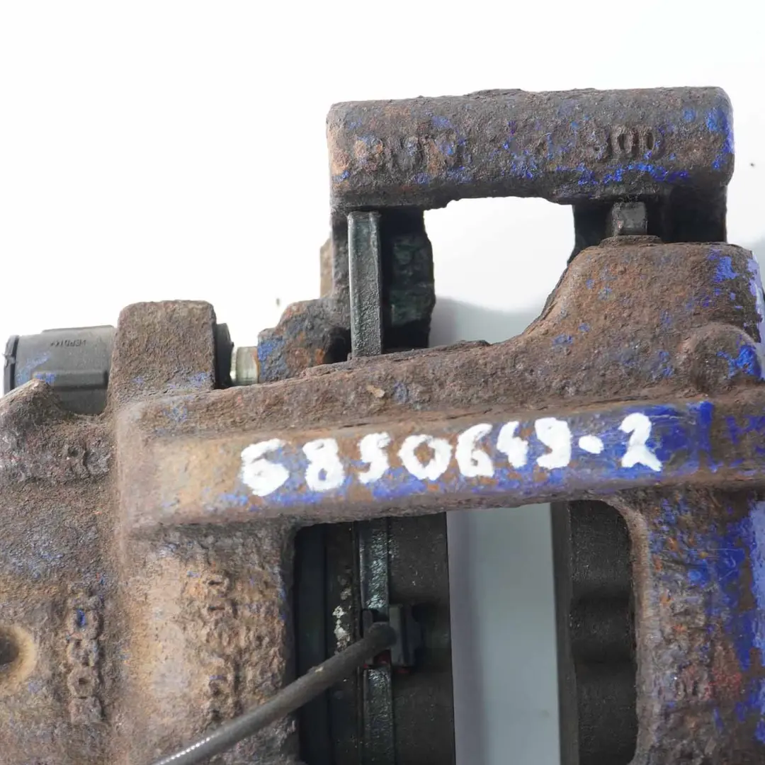 BMW F20 F30 Zacisk Hamulcowy Lewy Przód 22/300 Niebieski - SKU 6850649-2 - Numer Części 6850649