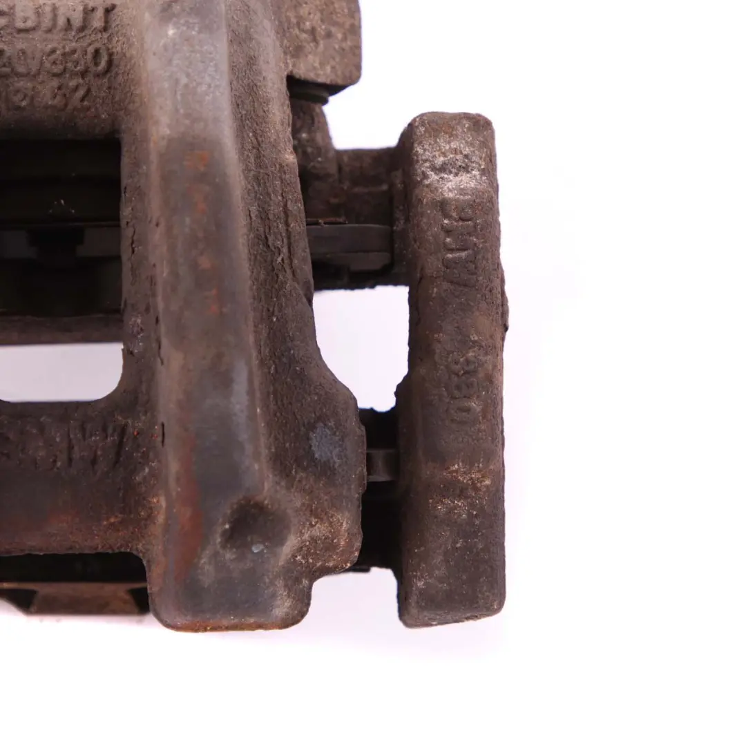 Carcasa De Pinza De Freno BMW F30 F31 F32 Trasera Derecha Carrier 20/330 para con número de pieza 6850974 Carcasa De Pinza De Freno BMW F30 F31 F32 Trasera Derecha Carrier 20/330 - SKU 6850974 - Número de pieza 6850974