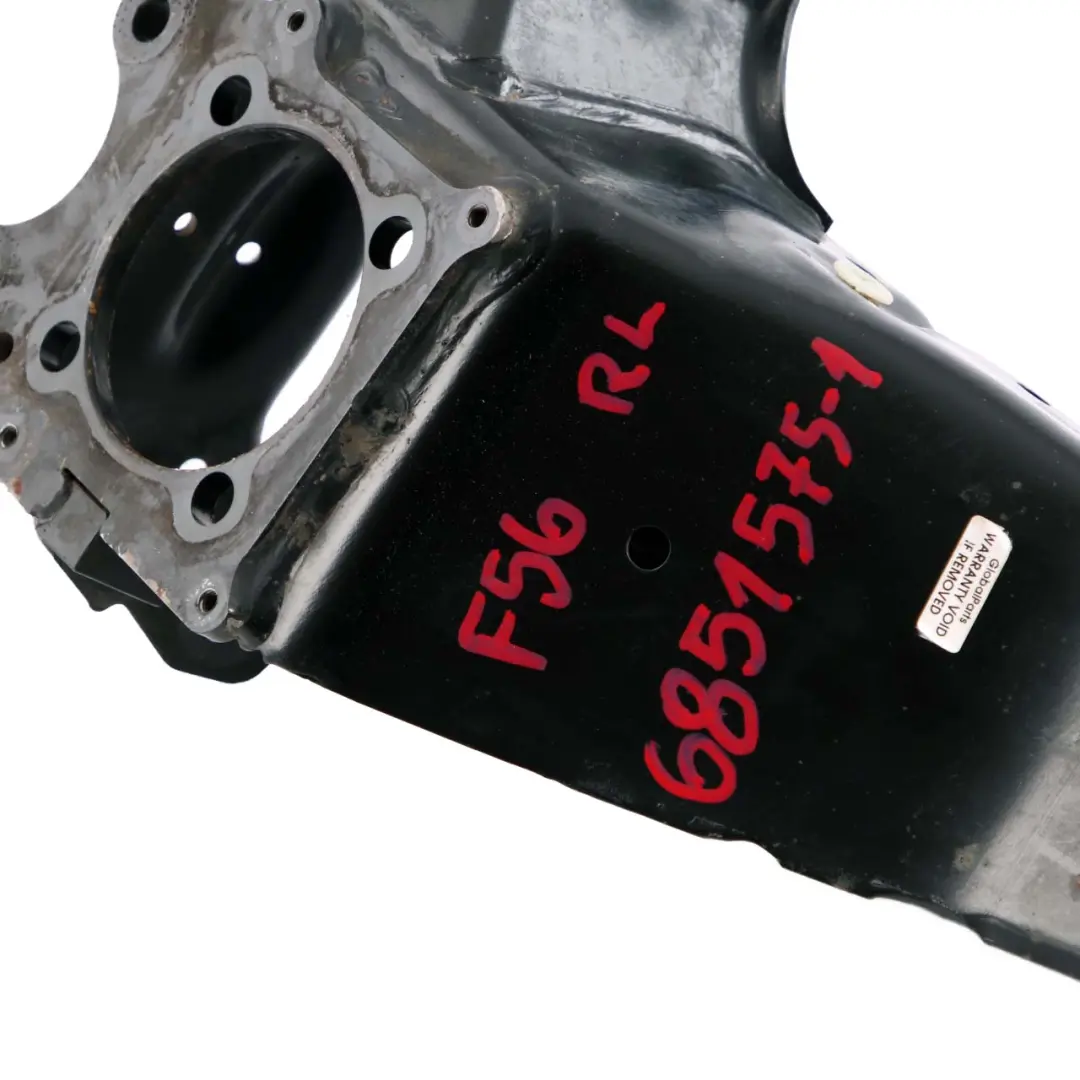 Assale Posteriore Sinistro Supporto Braccio Traino Ruota per Mini F55 F56 F57 con numero di parte 6851575 Mini F55 F56 F57 Assale Posteriore Sinistro Supporto Braccio Traino Ruota - SKU 6851575-1 - Numero di parte 6851575