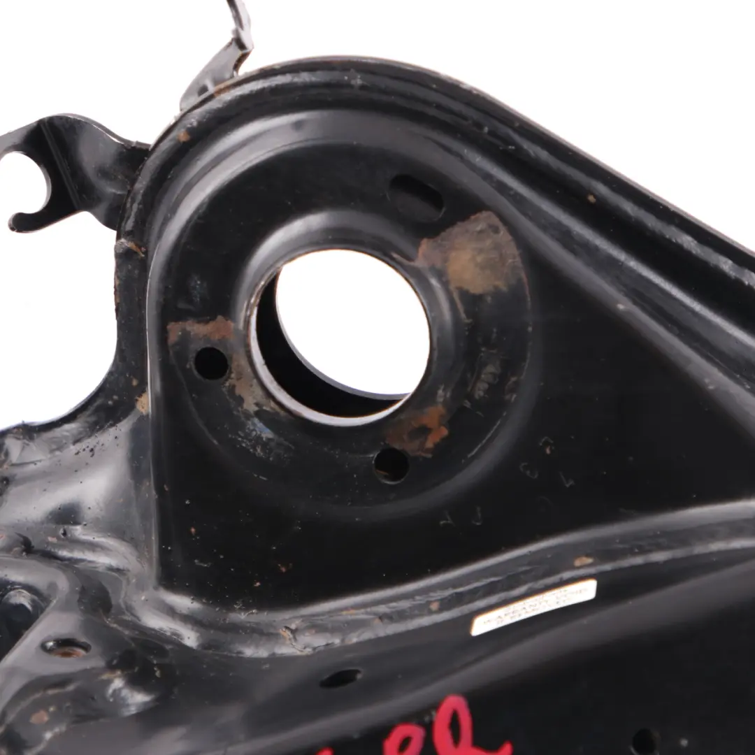 Braccio traino ruota asse posteriore montaggio ruota destra per BMW F45 F48 Mini F60 con numero di parte 6851580 BMW F45 F48 Mini F60 Braccio traino ruota asse posteriore montaggio ruota destra - SKU 6851580 - Numero di parte 6851580