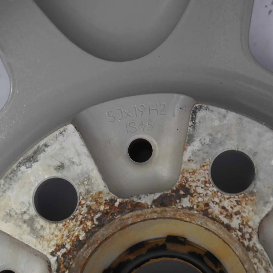 Schmiedefelge 19" Silber Sternspeiche 427 ET:43 5J für BMW i3 I01 mit Teilenummer 6852053 BMW i3 I01 Schmiedefelge 19" Silber Sternspeiche 427 ET:43 5J - SKU 6852053-1 - Teilenummer 6852053