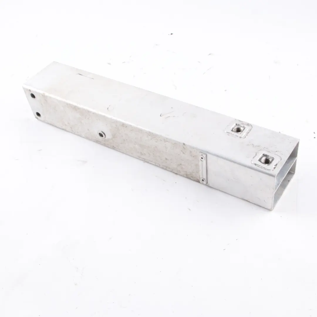 Parachoques De Refuerzo Trasero Izquierdo para BMW I3 I01 con número de pieza 6852703 BMW I3 I01 Parachoques De Refuerzo Trasero Izquierdo - SKU 6852703 - Número de pieza 6852703