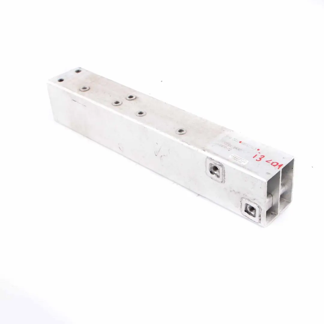 BMW I3 I01 Parachoques De Refuerzo Trasero Izquierdo - SKU 6852703 - Número de pieza 6852703