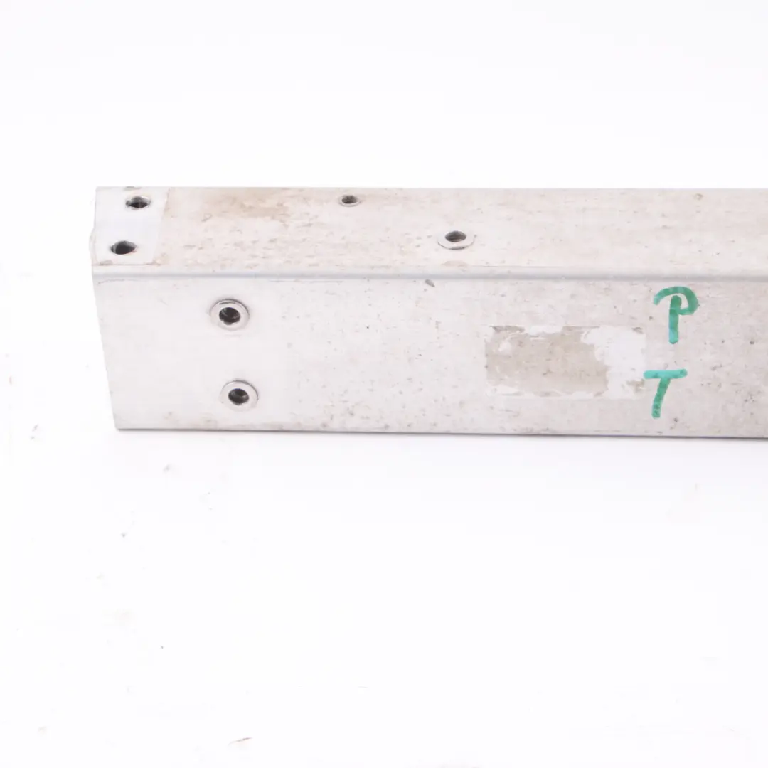 Pare-chocs Renfort BMW i3 I01 Support de barre collision arrière droite pour à propos du numéro de pièce 6852704 Pare-chocs Renfort BMW i3 I01 Support de barre collision arrière droite - SKU 6852704 - Numéro de pièce 6852704