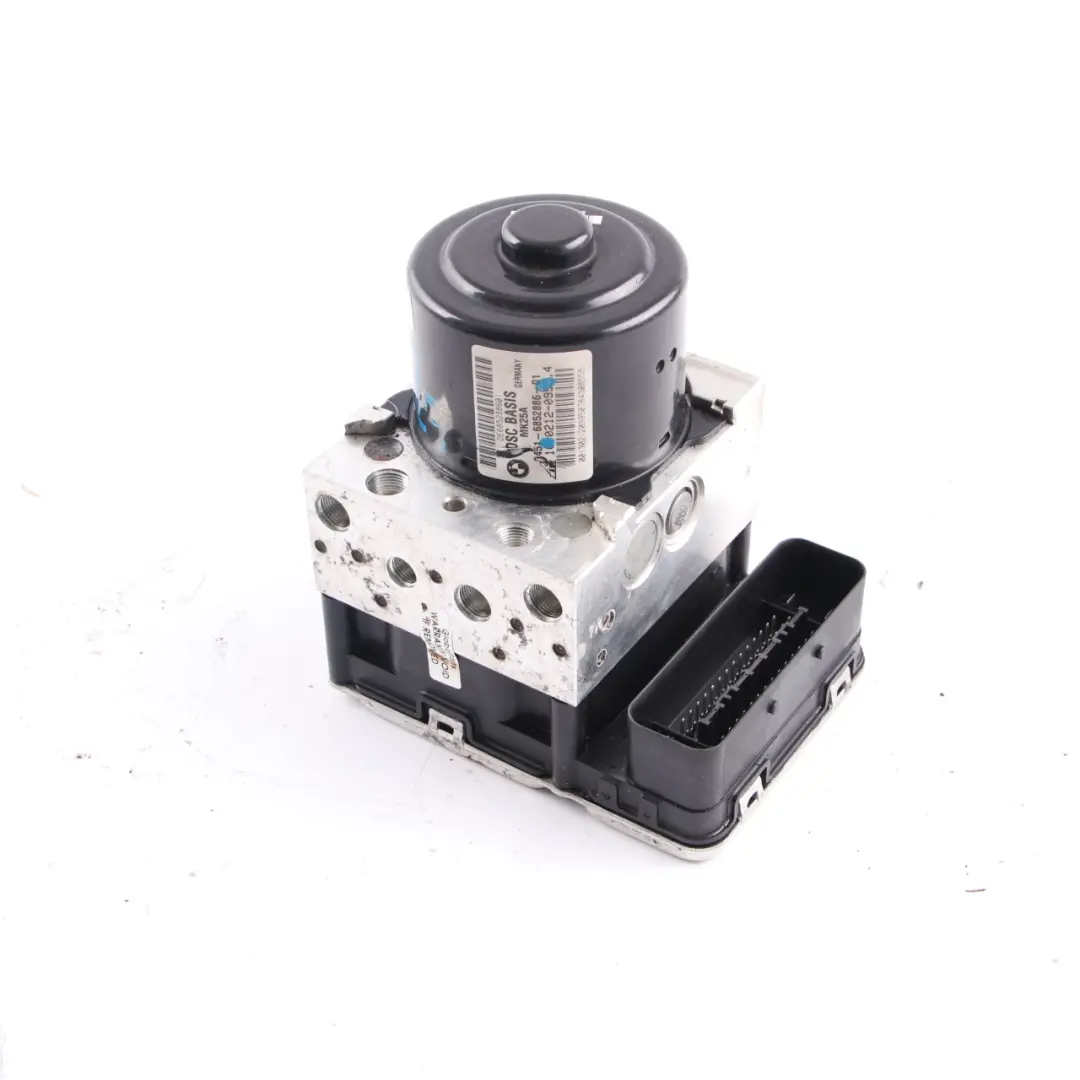 Pompa idraulica ABS Modulo centralina freno 6852887 per BMW X3 F25 con numero di parte 6852886 BMW X3 F25 Pompa idraulica ABS Modulo centralina freno 6852887 - SKU 6852886 - Numero di parte 6852886