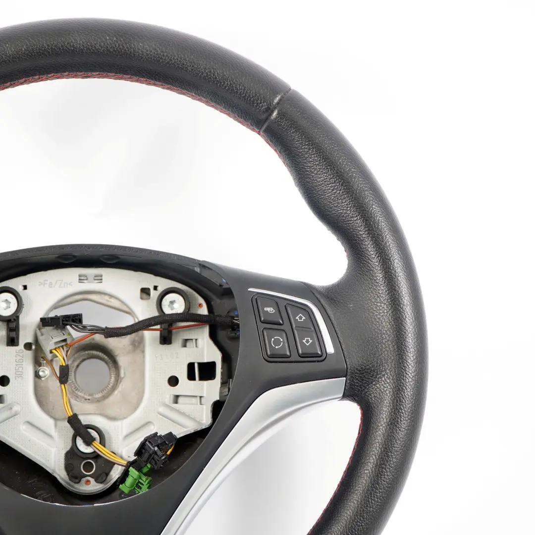 Kierownica Sportowa Sport 6853135 do BMW X1 E84 o numerze 6853146 BMW X1 E84 Kierownica Sportowa Sport 6853135 - SKU 6853146-1 - Numer Części 6853146