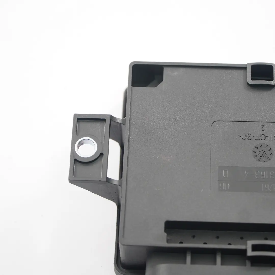 Control Unit Module Parking Handbrake EMF to BMW F10 F11 with Part number 6853703 BMW F10 F11 Control Unit Module Parking Handbrake EMF - SKU 6853703 - Part number 6853703