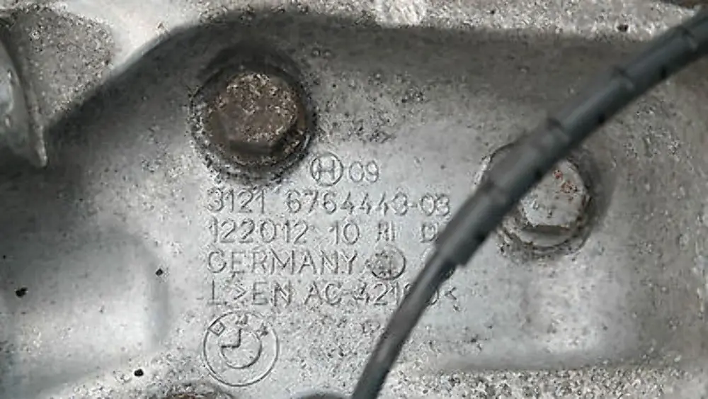 BMW 1 SERIES E81 E87 E87N Brake disc calliper hub wheel carrier front left N/S - SKU 6854996 - Part number 34116854996