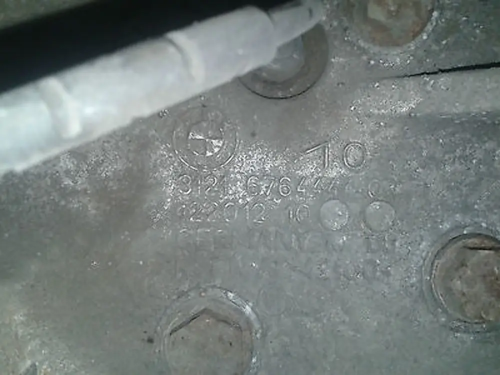 BMW 1 3 E87 E90 Set Bremsscheibe Bremssattelgehäuse recht Schwenklager - SKU 6854998 - Teilenummer 34116854998