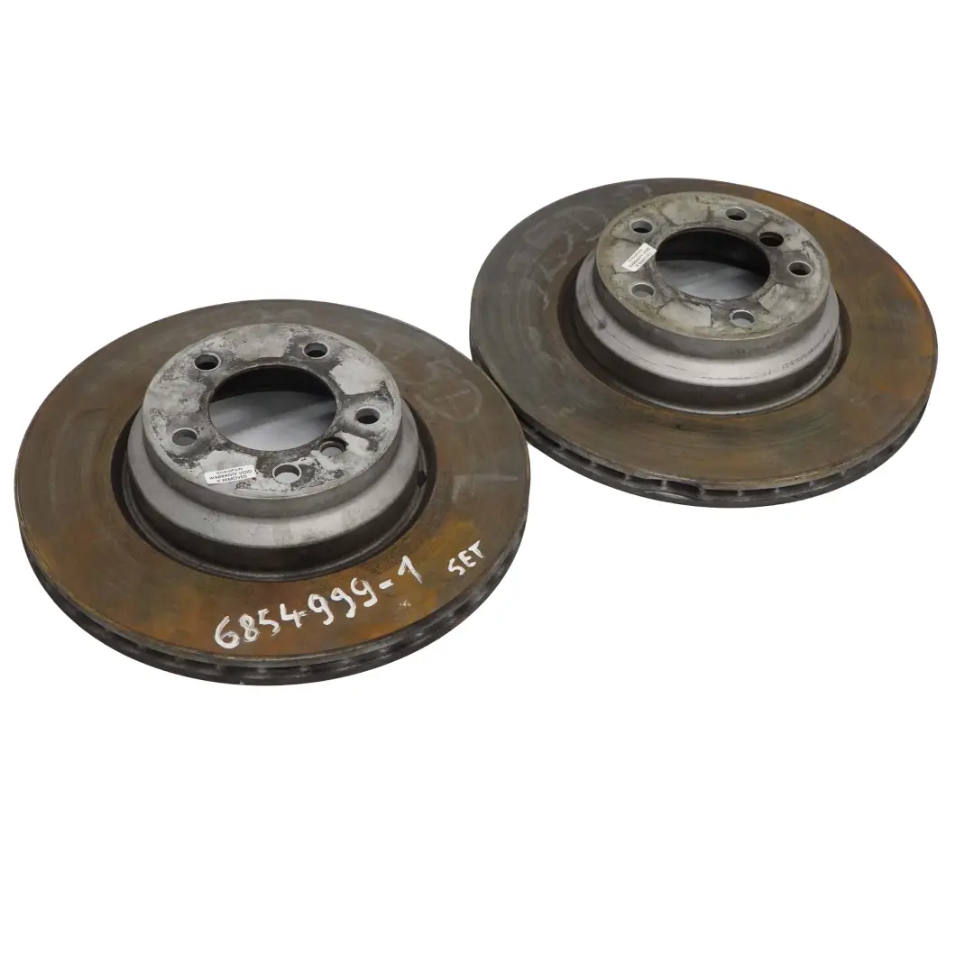 Ruota Anteriore Sinistra Destra Ventilata Disco Freno Set 330X24 per BMW E87 E90 E91 con numero di parte 6854999 BMW E87 E90 E91 Ruota Anteriore Sinistra Destra Ventilata Disco Freno Set 330X24 - SKU 6854999-1 - Numero di parte 6854999