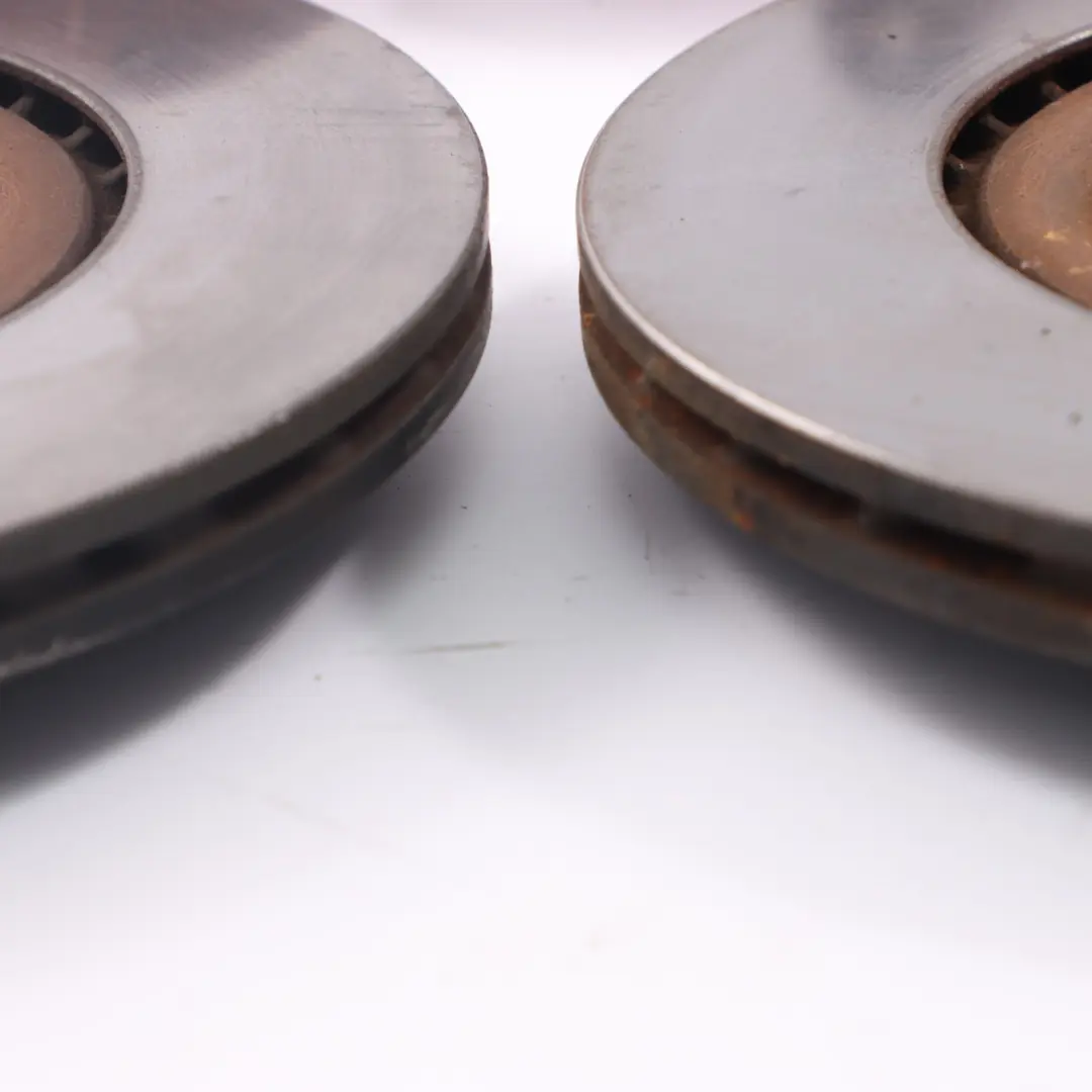 Rueda Delantera Juego pinzas freno Brembo para Mini R55 R56 R57 JCW John Cooper Works con número de pieza 6856652 Mini R55 R56 R57 JCW John Cooper Works Rueda Delantera Juego pinzas freno Brembo - SKU 6856651/652 - Número de pieza 6856652