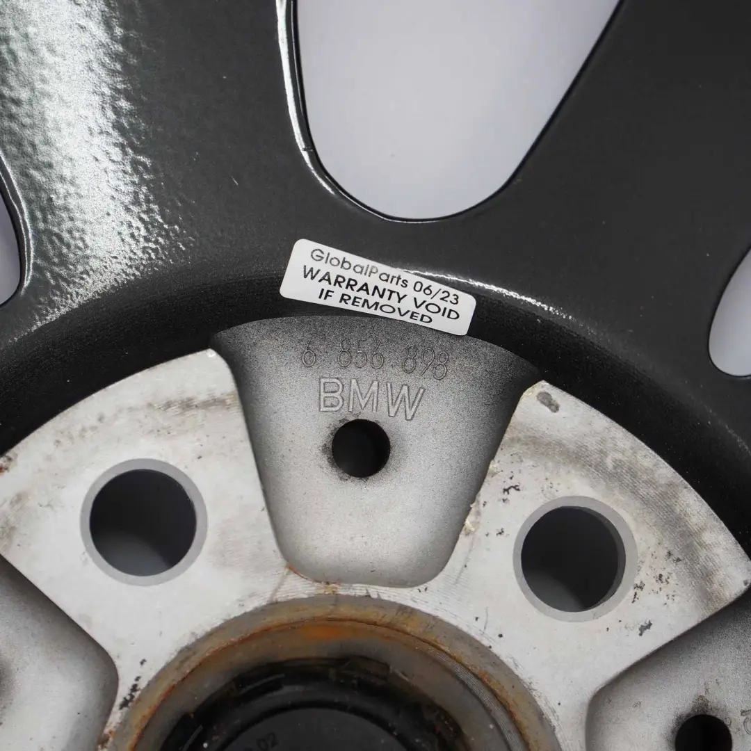 Cerchio in lega 20" Nero Jet a doppie razze 430 ET:43 5J per BMW i3 I01 con numero di parte 6856898 BMW i3 I01 Cerchio in lega 20" Nero Jet a doppie razze 430 ET:43 5J - SKU 6856898-1 - Numero di parte 6856898