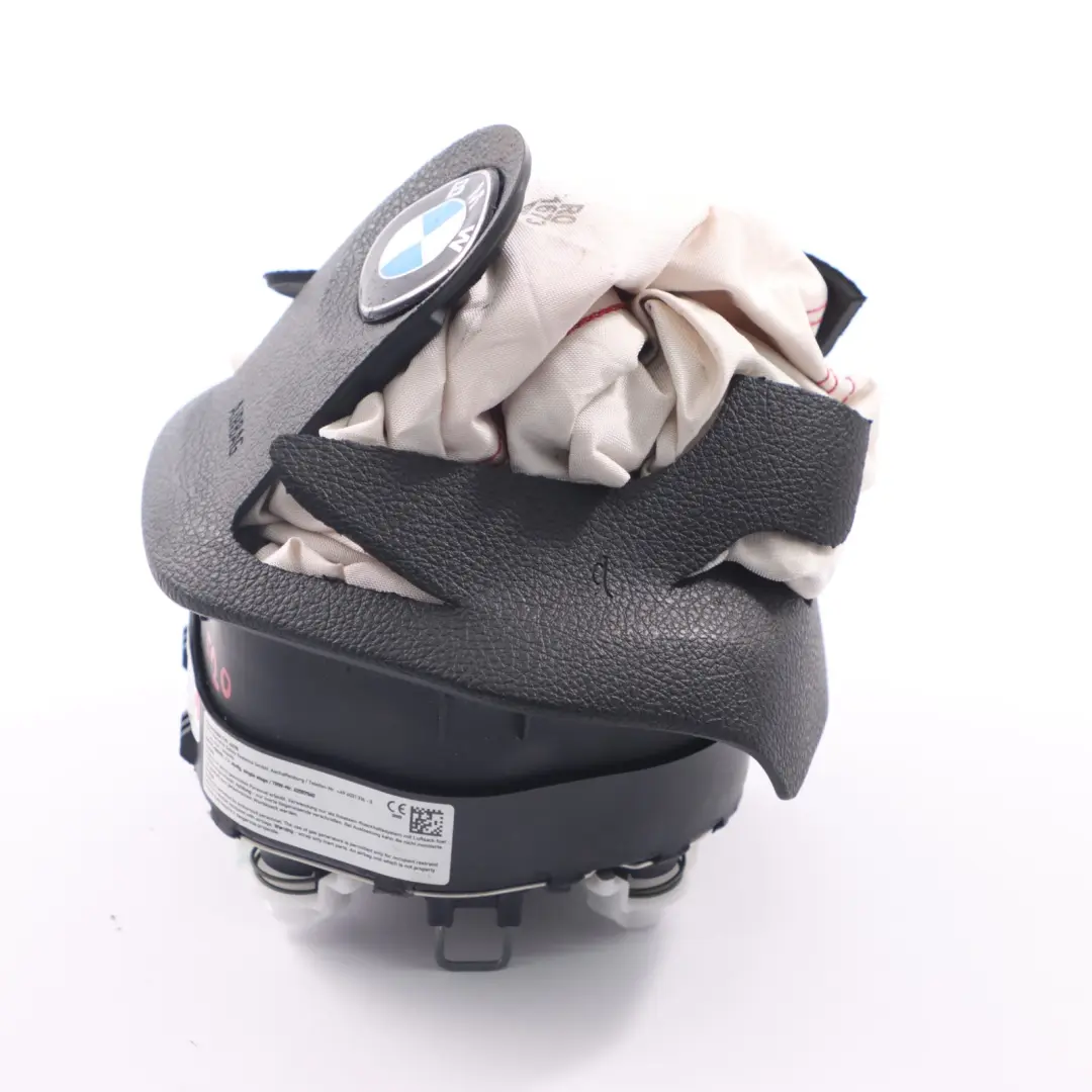 Modulo Airbag lato guida DANNEGGIATO per BMW F20 F30 LCI Sport Volante con numero di parte 6857306 BMW F20 F30 LCI Sport Volante Modulo Airbag lato guida DANNEGGIATO - SKU 6857306-1 - Numero di parte 6857306