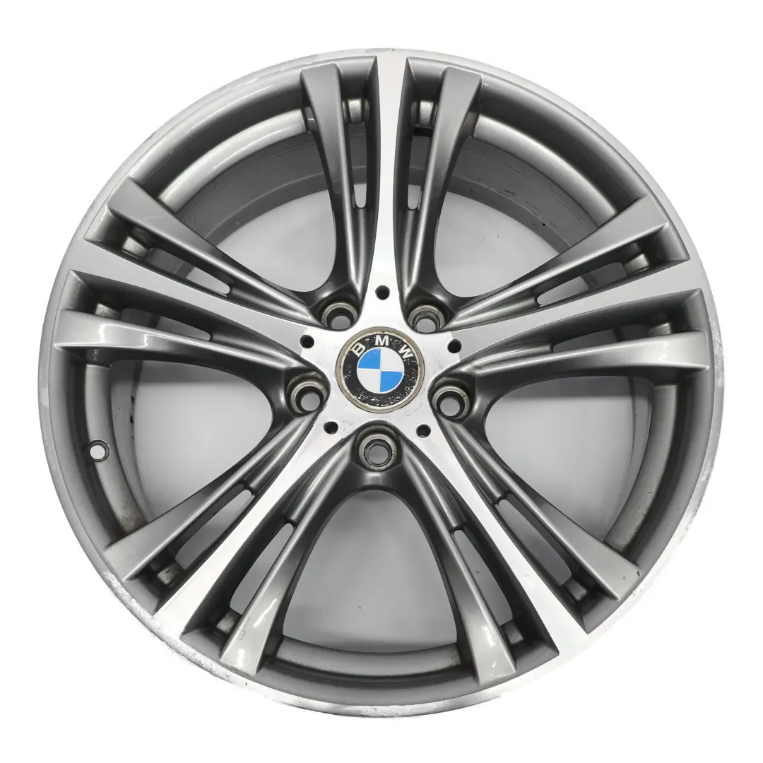 Ferric Grigio Cerchio anteriore lega 19" raggi stellati 407 8J per BMW F30 con numero di parte 6857565 BMW F30 Ferric Grigio Cerchio anteriore lega 19" raggi stellati 407 8J - SKU 6857565-2 - Numero di parte 6857565