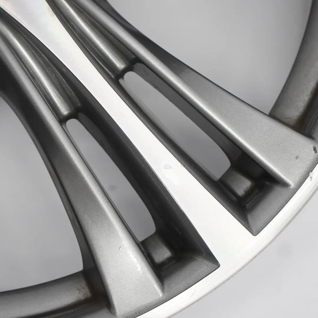 Ferric Grau Leicht metall felge vorne 19" Stern speiche 407 8J für BMW F30 mit Teilenummer 6857565 BMW F30 Ferric Grau Leicht metall felge vorne 19" Stern speiche 407 8J - SKU 6857565-2 - Teilenummer 6857565