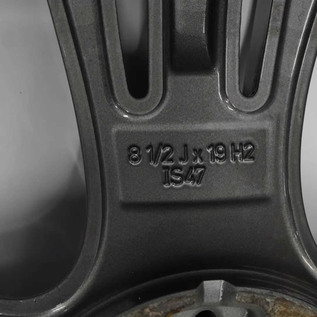 Ferric Grau Leicht metall felge hinten 19" 8,5J ET:47 für BMW F30 mit Teilenummer 6857566 BMW F30 Ferric Grau Leicht metall felge hinten 19" 8,5J ET:47 - SKU 6857566-1 - Teilenummer 6857566