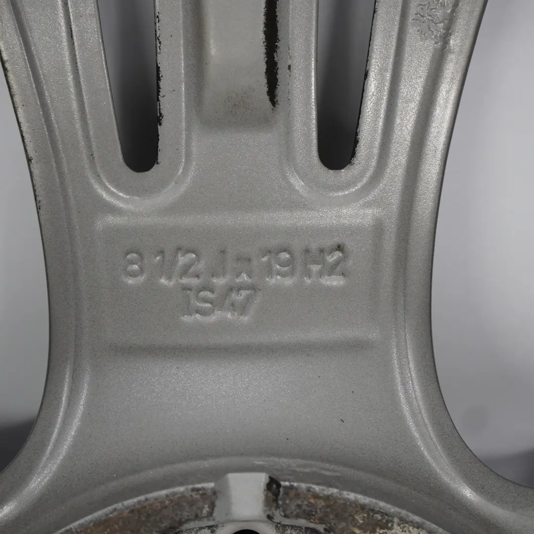 Llanta aleación trasera BMW F30 Gris Férrico 19" 8,5J ET:47 Star Spoke para con número de pieza 6857566 Llanta aleación trasera BMW F30 Gris Férrico 19" 8,5J ET:47 Star Spoke - SKU 6857566-2 - Número de pieza 6857566