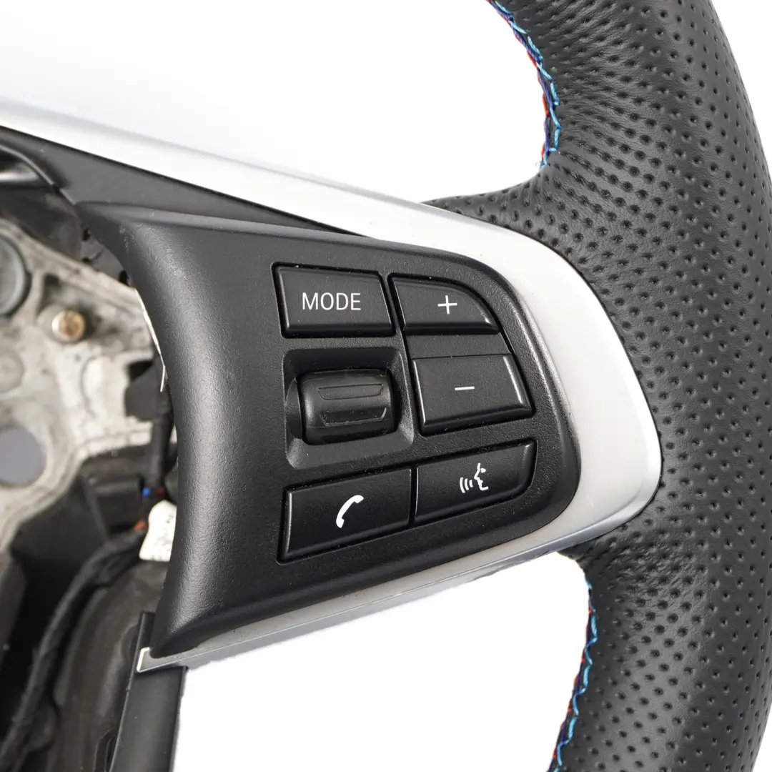 BMW F45 F46 X1 F48 Neuf en Cuir Noir Sport Volant Sport Tris Couleurs - SKU 6860357-1 - Numéro de pièce 6860357 