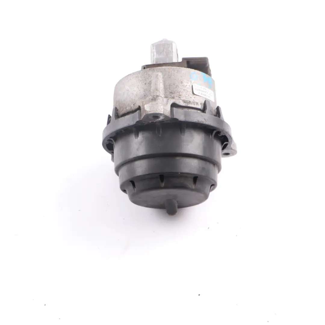 Mount BMW G30 G31 530d G11 730d B57 Bearing Holder Right O/S to Engine with Part number 6860478 Engine Mount BMW G30 G31 530d G11 730d B57 Bearing Holder Right O/S - SKU 6860478 - Part number 6860478