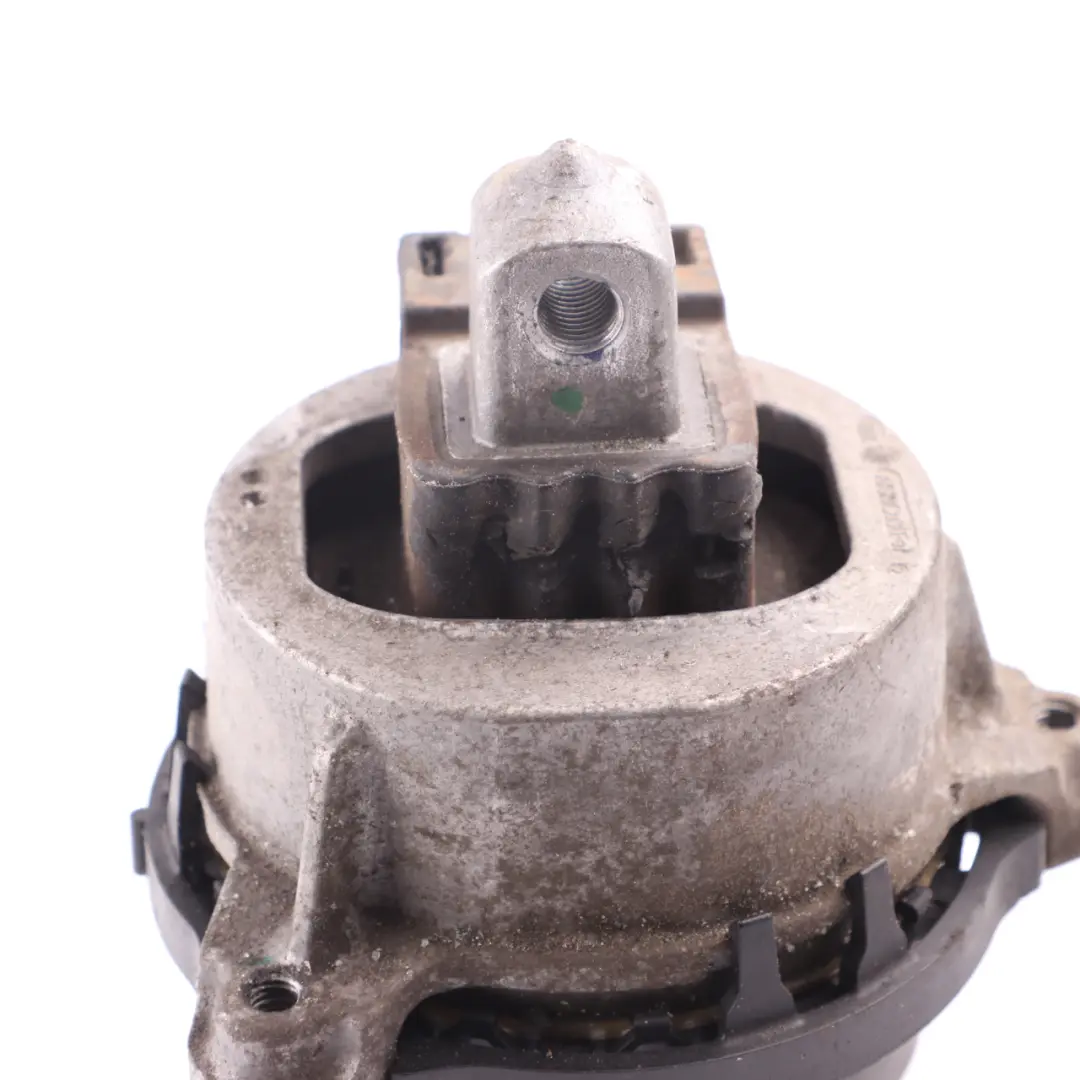 Engine Mount BMW G30 G31 530d G11 730d B57 Bearing Holder Right O/S - SKU 6860478 - Part number 6860478