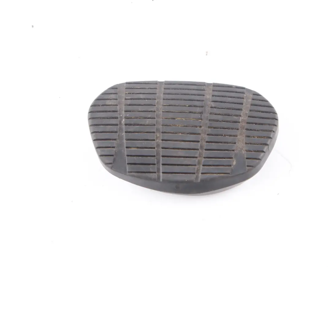 Cubre Pedal De Freno Goma 6860688 para BMW F39 F40 F45 F46 F48 con número de pieza 6860692 BMW F39 F40 F45 F46 F48 Cubre Pedal De Freno Goma 6860688 - SKU 6860692 - Número de pieza 6860692