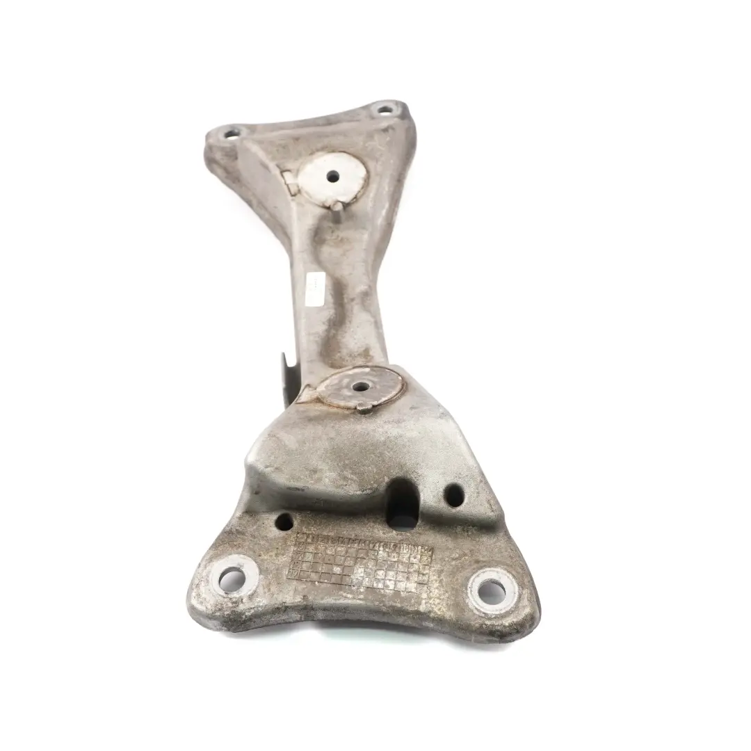 Łapa Wspornik Skrzyni do BMW F20 F21 F30 F31 o numerze 6860777 BMW F20 F21 F30 F31 Łapa Wspornik Skrzyni - SKU 6860777 - Numer Części 6860777