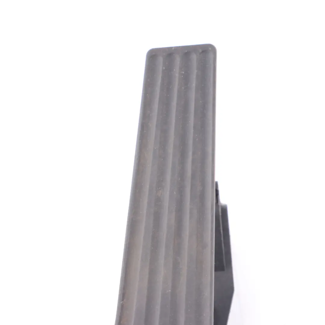 Accelerator Throttle Gas Pedal Automatic Gearbox 6860784 to BMW E60 E61 E90 F10 with Part number 6859999 BMW E60 E61 E90 F10 Accelerator Throttle Gas Pedal Automatic Gearbox 6860784 - SKU 6860784-1 - Part number 6859999