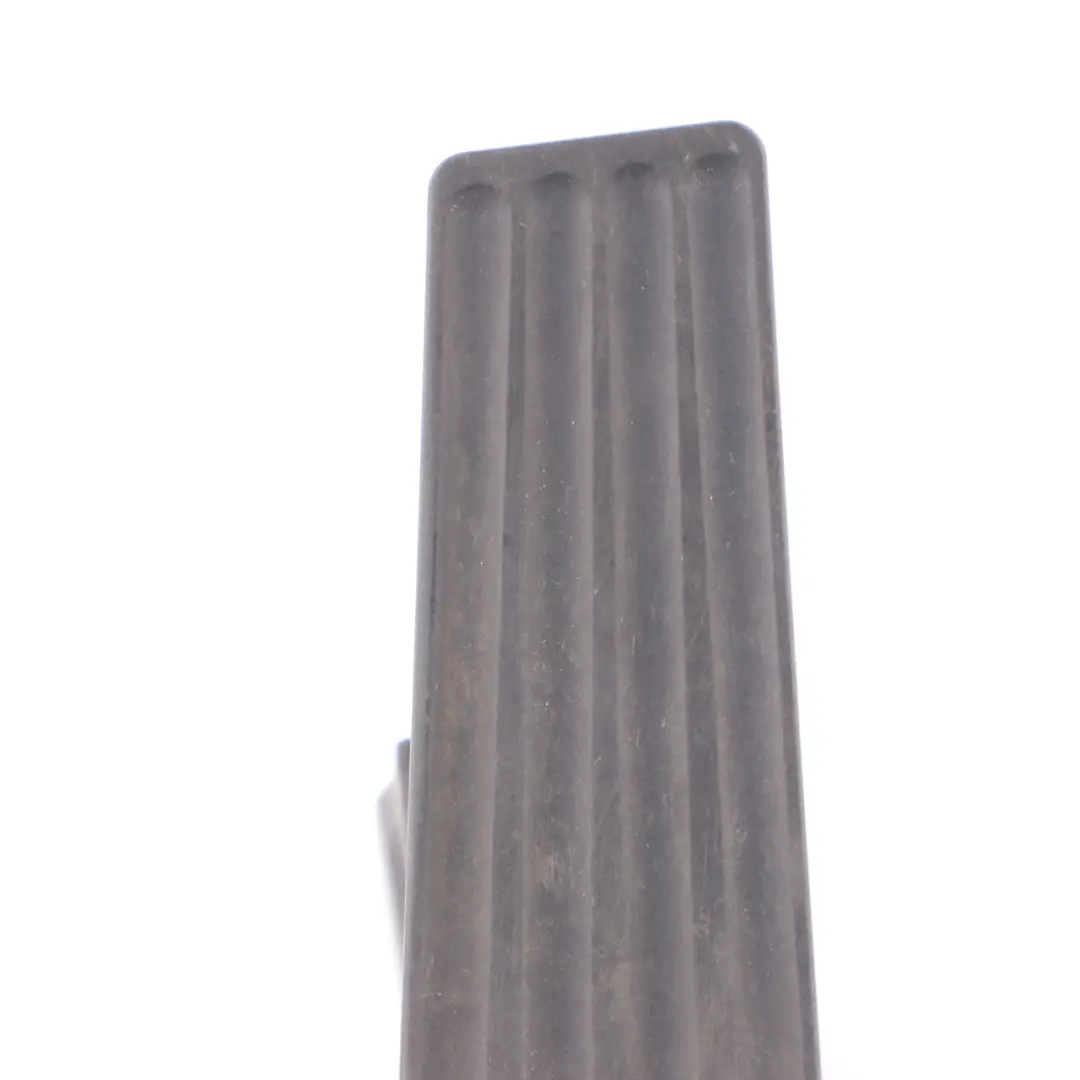 Accelerator Throttle Gas Pedal Automatic Gearbox 6860784 to BMW E60 E61 E90 F10 with Part number 6859999 BMW E60 E61 E90 F10 Accelerator Throttle Gas Pedal Automatic Gearbox 6860784 - SKU 6860784-1 - Part number 6859999