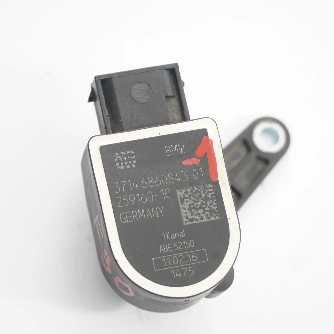 Capteur de Niveau Essieu Avant pour BMW 1 F10 F11 F20 F21 F30 F31 à propos du numéro de pièce 6860843 BMW 1 F10 F11 F20 F21 F30 F31 Capteur de Niveau Essieu Avant - SKU 6860843-1 - Numéro de pièce 6860843