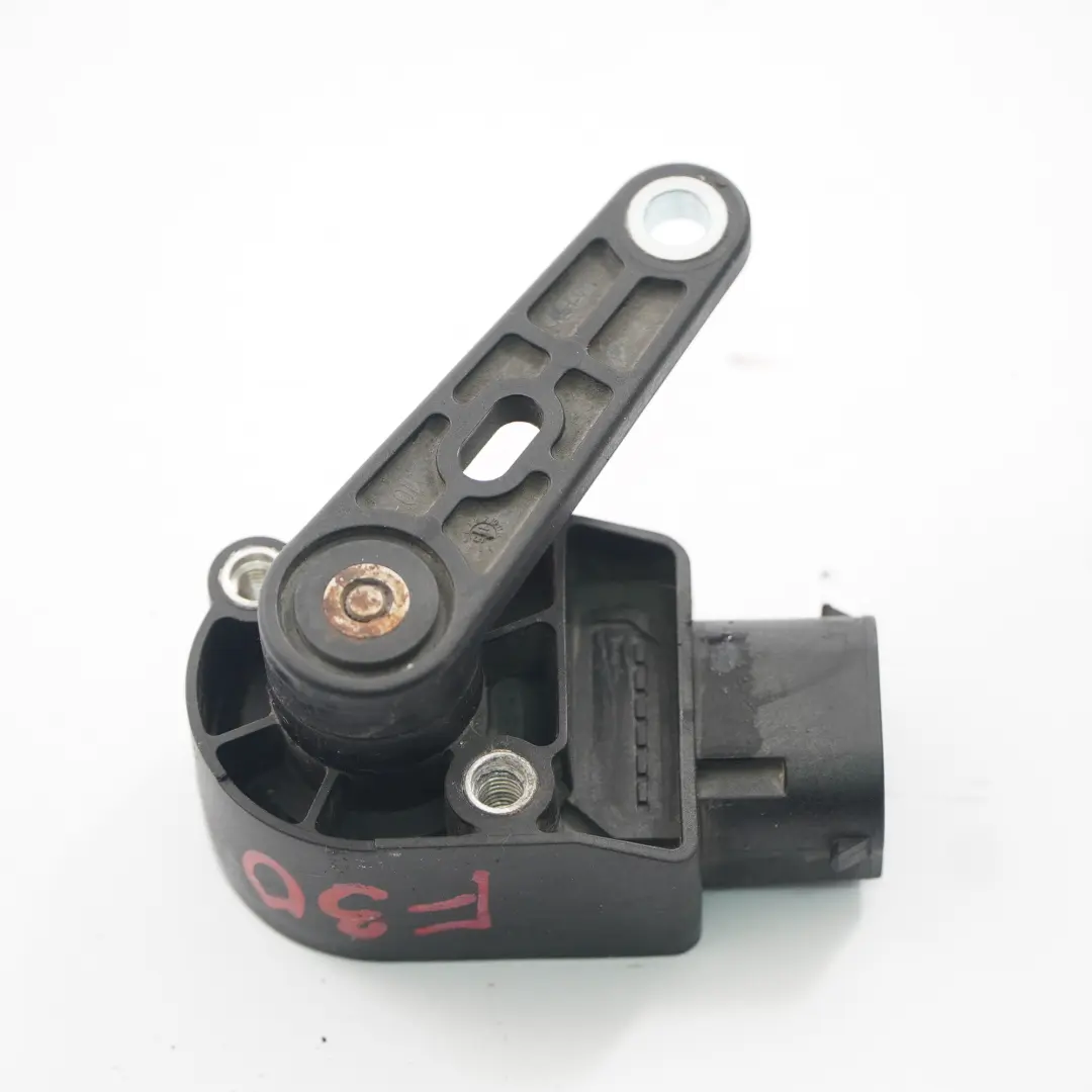 Sensore Livello Altezza Asse Ant. per BMW F10 F11 F20 F21 F30 F31 con numero di parte 6860843 BMW F10 F11 F20 F21 F30 F31 Sensore Livello Altezza Asse Ant. - SKU 6860843-1 - Numero di parte 6860843