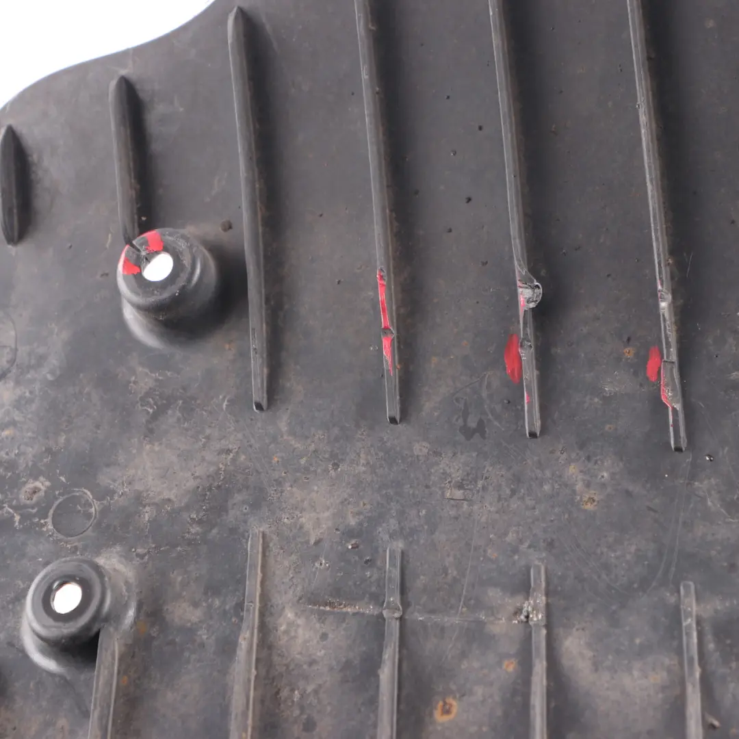 Osłona Podwozia Lewa Tylna do BMW G30 G11 o numerze 6861143 BMW G30 G11 Osłona Podwozia Lewa Tylna - SKU 6861143 - Numer Części 6861143