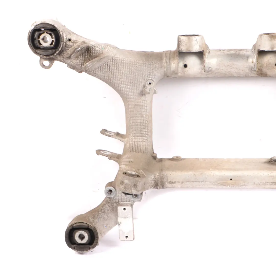  Support d'essieu arrière BMW G11 G30 Diff Cradle Subframe Carrier Mount - SKU 6861201 - Numéro de pièce 6861201